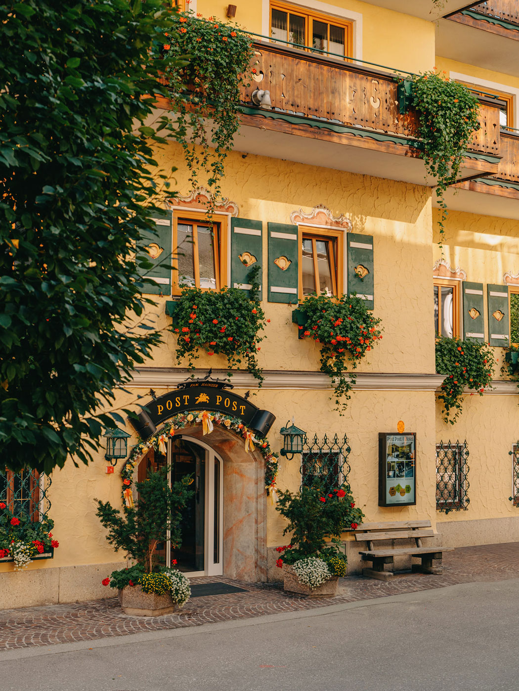 Startseite 12 Post Post Bad Hofgastein Eingang