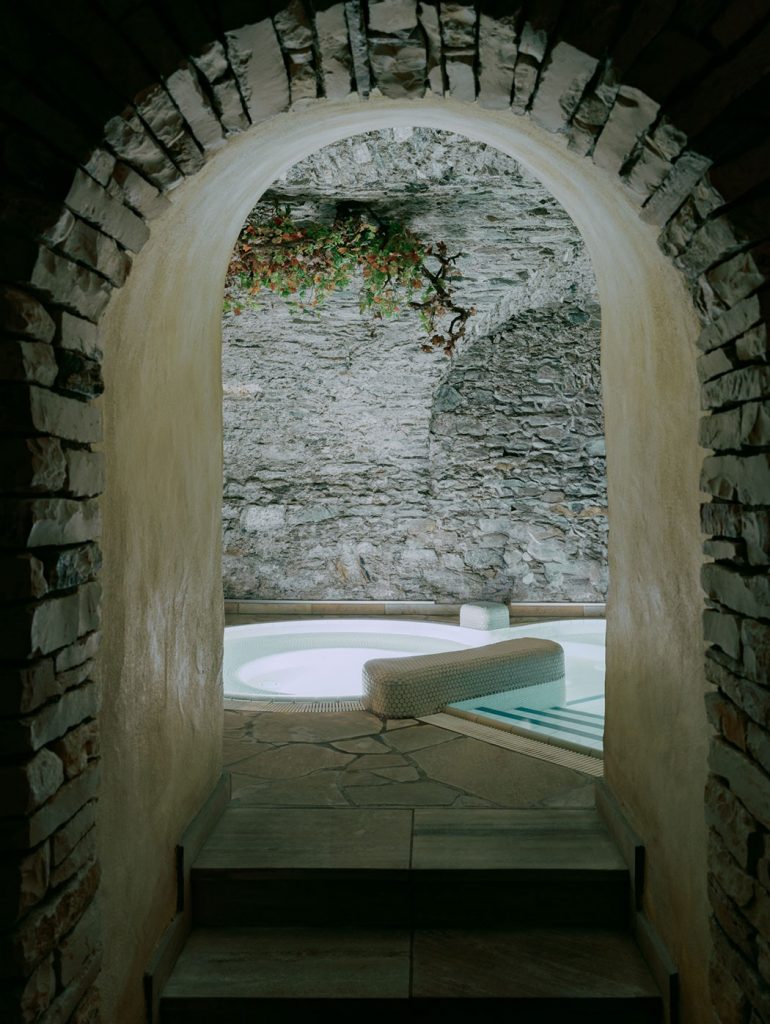 Startseite 10 Post Post Bad Hofgastein Wellness Pool 03