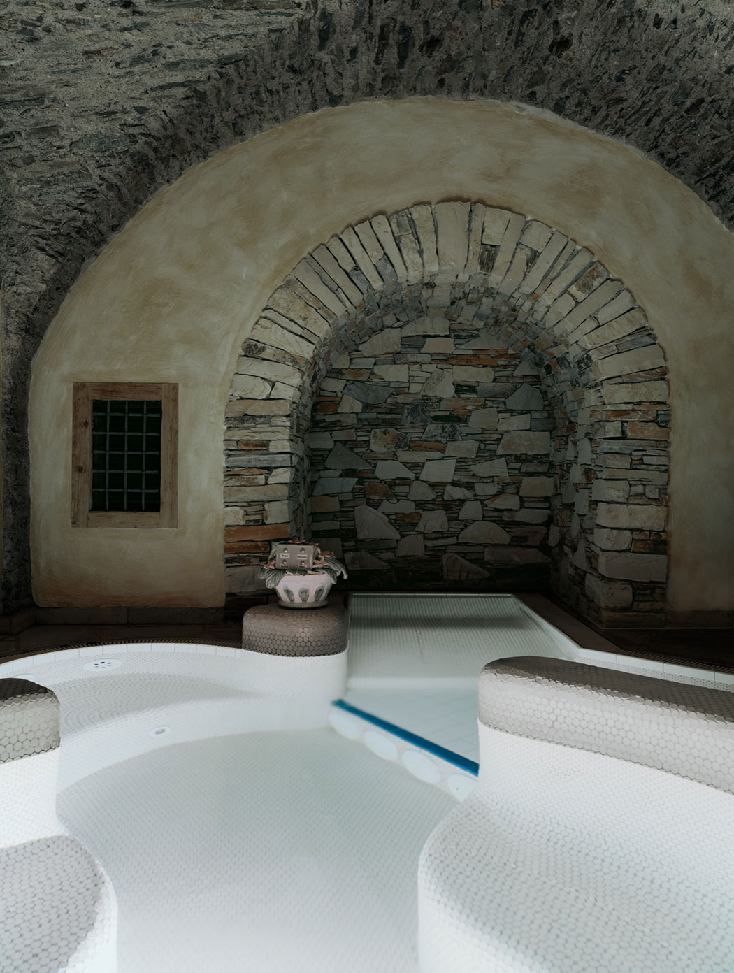 Spa, Wellness 4 Post Post Bad Hofgastein Wellness Pool 06